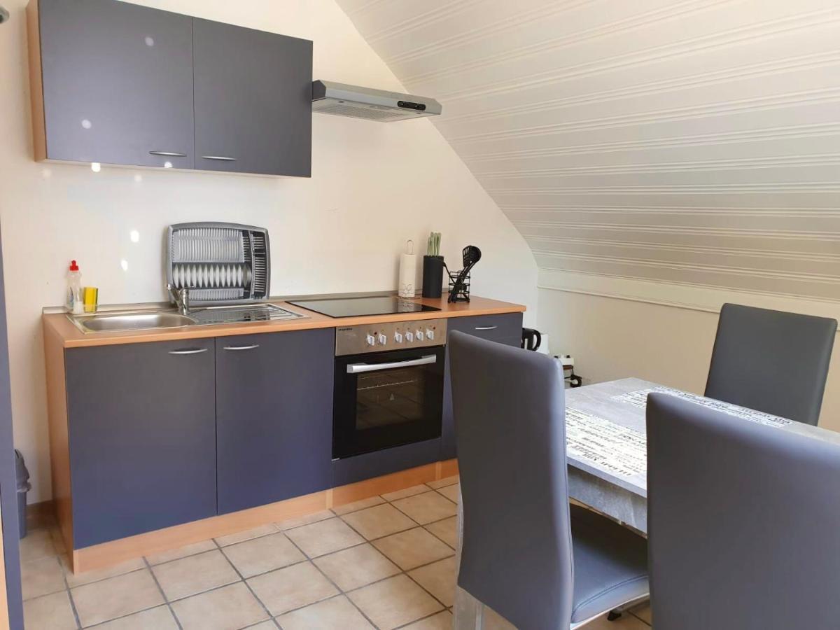 Apartments Rhona III Und IV Neunkirchen City Екстериор снимка