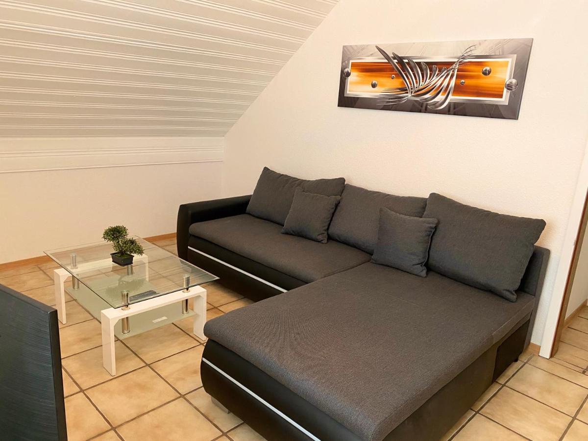 Apartments Rhona III Und IV Neunkirchen City Екстериор снимка