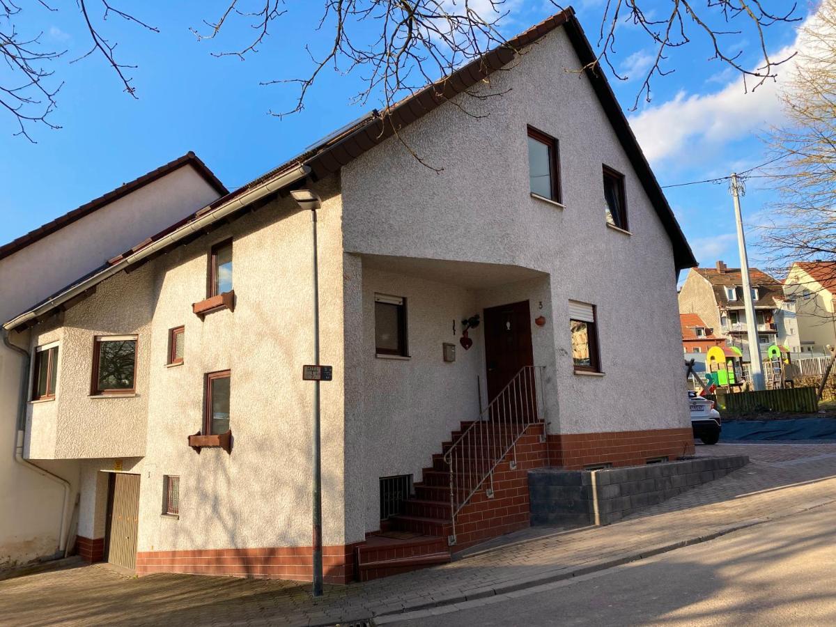 Apartments Rhona III Und IV Neunkirchen City Екстериор снимка